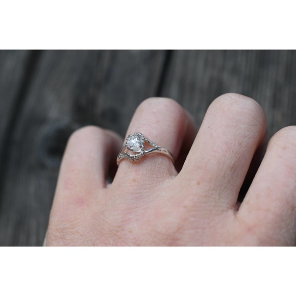 Engagement rings, raw diamond ring, raw stone ring, alternative engageme… - Picture 3 of 7